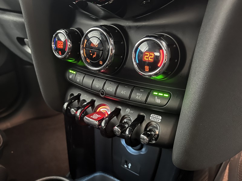 2024 (24) MINI CONVERTIBLE 2.0 Cooper S Classic Premium 2dr Auto 4492471