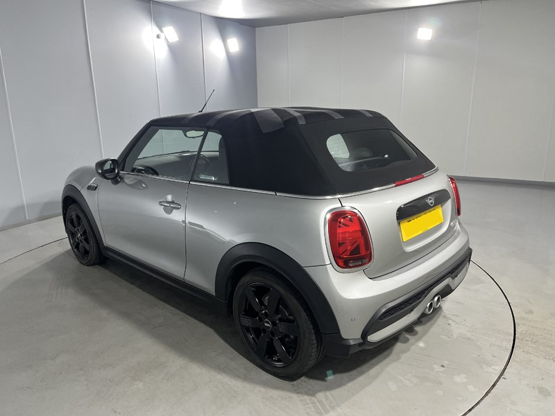 2024 (24) MINI CONVERTIBLE 2.0 Cooper S Classic Premium 2dr Auto 4492478