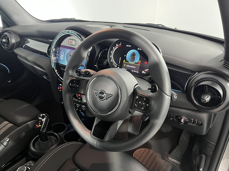 2024 (24) MINI CONVERTIBLE 2.0 Cooper S Classic Premium 2dr Auto 4492448