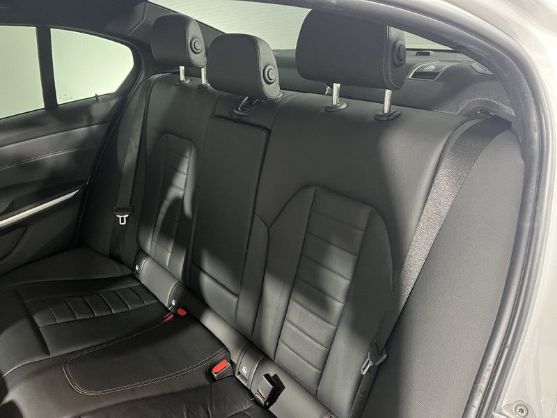 2019 (69) BMW 3 SERIES 320d M Sport 4dr Step Auto 4488171