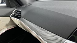 2019 (69) BMW 3 SERIES 330i M Sport 4dr Step Auto 4525788