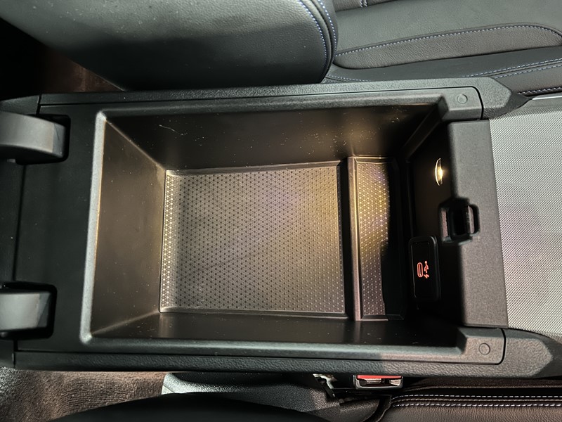 2021 (21) BMW 4 SERIES 420i M Sport Pro Edition 2dr Step Auto 4550074