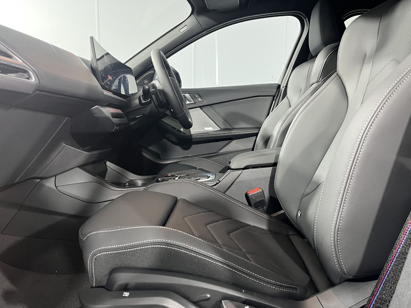 2025 (75) BMW 1 SERIES 120 M Sport 5dr Step Auto 4948473