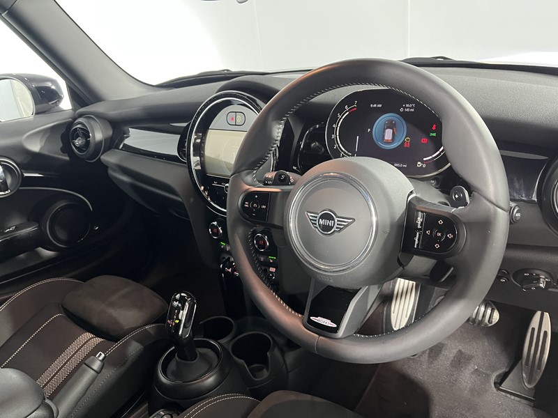 2023 (23) MINI HATCHBACK 2.0 Cooper S Sport 5dr Auto 4544892