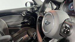 2023 (23) MINI HATCHBACK 2.0 Cooper S Sport 5dr Auto 4544907