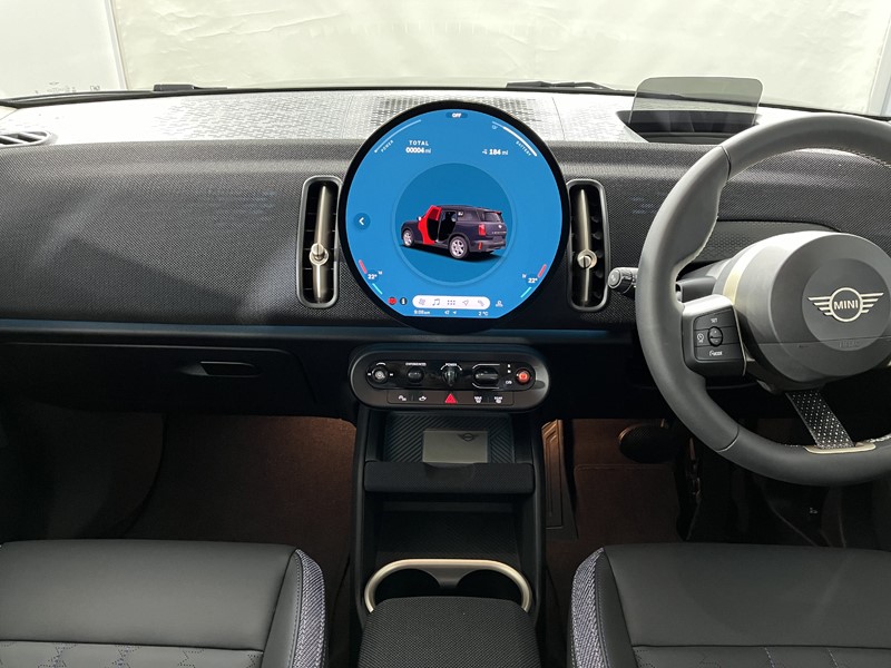 2024 (74) MINI COUNTRYMAN 150kW E Classic [Level 2] 66kWh 5dr Auto 4537700