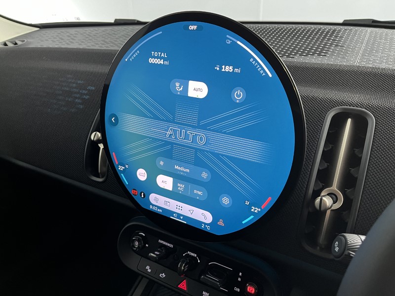 2024 (74) MINI COUNTRYMAN 150kW E Classic [Level 2] 66kWh 5dr Auto 4537724