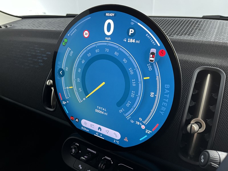 2024 (74) MINI COUNTRYMAN 150kW E Classic [Level 2] 66kWh 5dr Auto 4537705