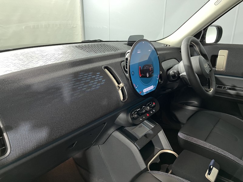 2024 (74) MINI COUNTRYMAN 150kW E Classic [Level 2] 66kWh 5dr Auto 4537703