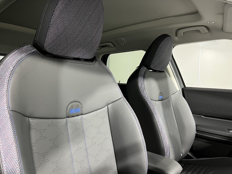 2024 (74) MINI COUNTRYMAN 150kW E Classic [Level 2] 66kWh 5dr Auto 4537707