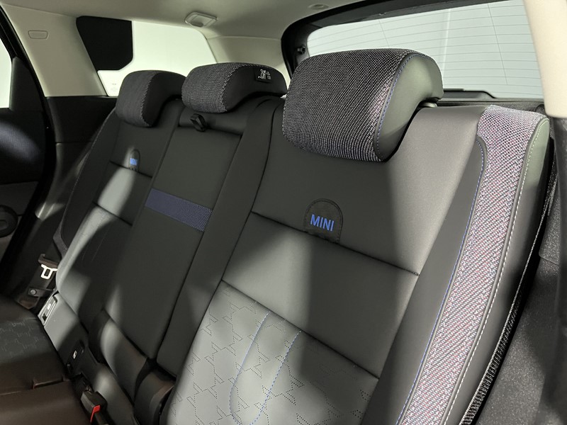 2024 (74) MINI COUNTRYMAN 150kW E Classic [Level 2] 66kWh 5dr Auto 4537708