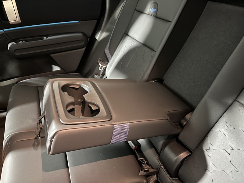 2024 (74) MINI COUNTRYMAN 150kW E Classic [Level 2] 66kWh 5dr Auto 4537729