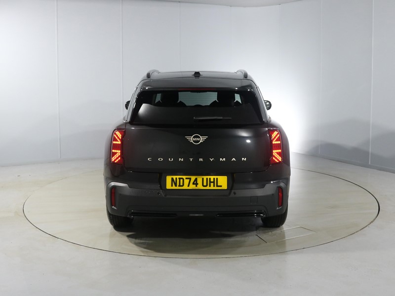 2024 (74) MINI COUNTRYMAN 150kW E Classic [Level 2] 66kWh 5dr Auto 4537711