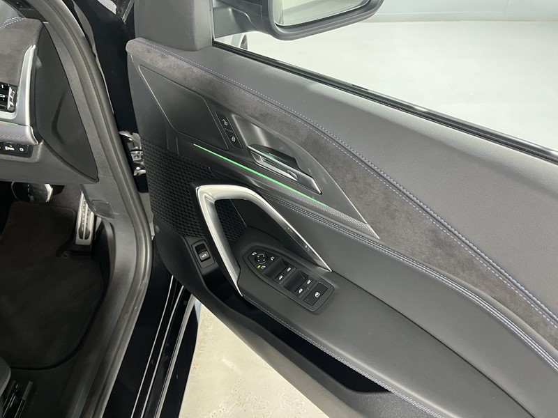 2025 (75) BMW iX2 150kW eDrive20 M Sport 65kWh 5dr Auto 4894311