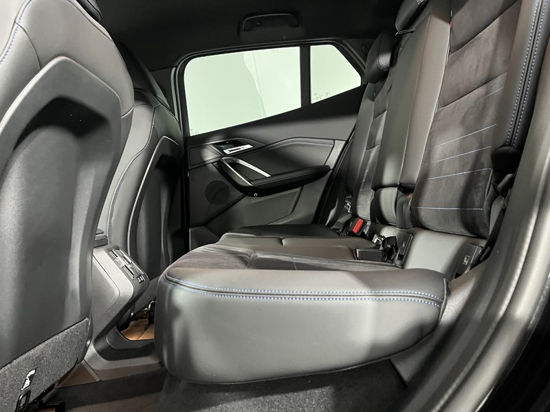 2025 (75) BMW iX2 150kW eDrive20 M Sport 65kWh 5dr Auto 4894325