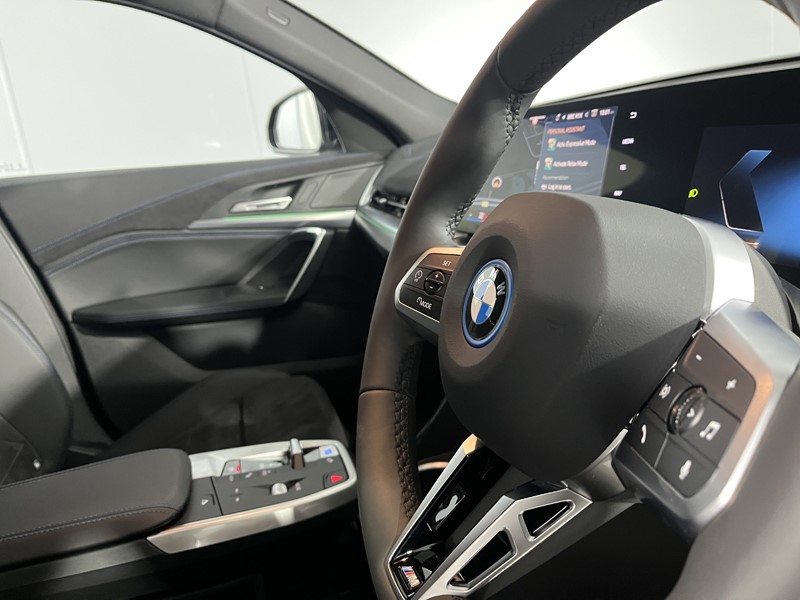 2025 (75) BMW iX2 150kW eDrive20 M Sport 65kWh 5dr Auto 4894313