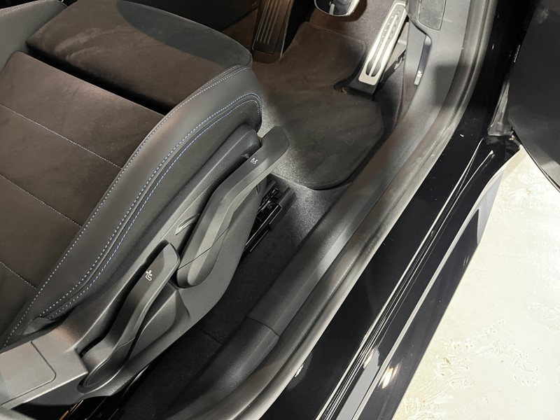 2025 (75) BMW iX2 150kW eDrive20 M Sport 65kWh 5dr Auto 4894310