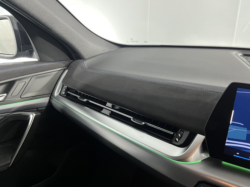 2025 (75) BMW iX2 150kW eDrive20 M Sport 65kWh 5dr Auto 4894317