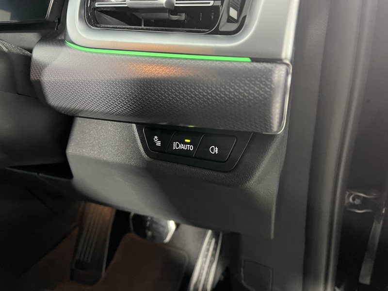 2025 (75) BMW iX2 150kW eDrive20 M Sport 65kWh 5dr Auto 4894312