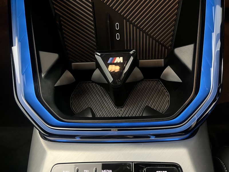 2025 (75) BMW iX2 150kW eDrive20 M Sport 65kWh 5dr Auto 4893732