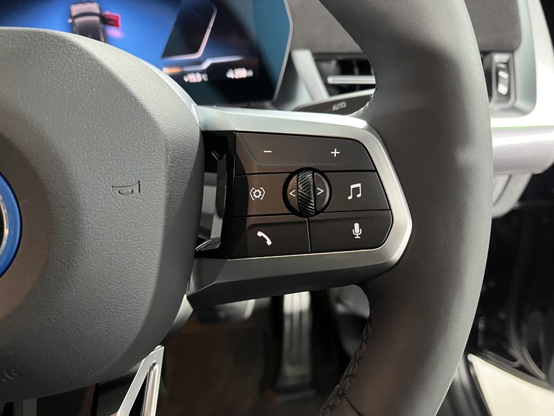 2025 (75) BMW iX2 150kW eDrive20 M Sport 65kWh 5dr Auto 4894315