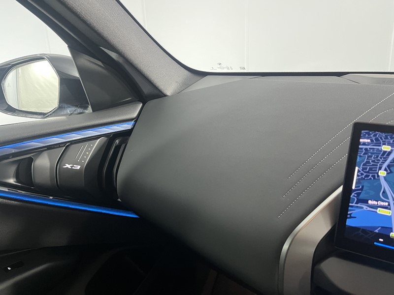 2025 (75) BMW iX2 150kW eDrive20 M Sport 65kWh 5dr Auto 4893727