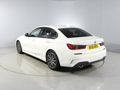 2021 (21) BMW 3 SERIES 320d MHT M Sport 4dr Step Auto