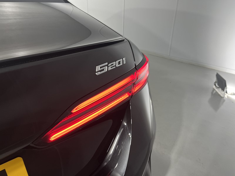 2023 (73) BMW 5 SERIES 520i M Sport Pro 4dr Auto 4554612