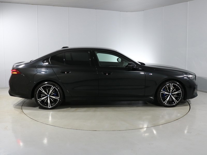 2023 (73) BMW 5 SERIES 520i M Sport Pro 4dr Auto 4554566