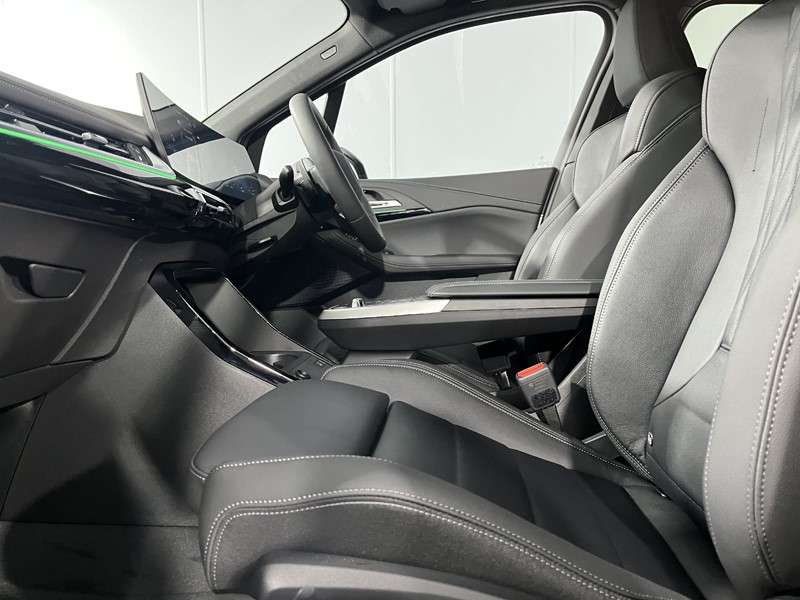 2025 (75) BMW 2 SERIES 220i MHT M Sport 5dr DCT 4922984