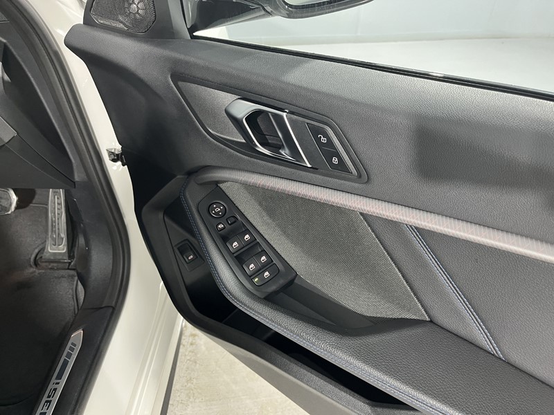 2023 (23) BMW 1 SERIES M135i xDrive 5dr Step Auto 4558558