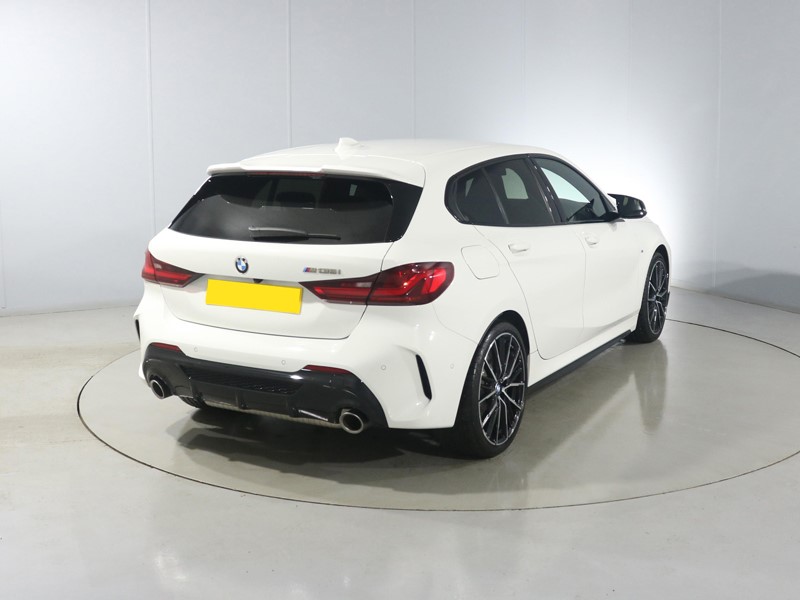 2023 (23) BMW 1 SERIES M135i xDrive 5dr Step Auto 4558587