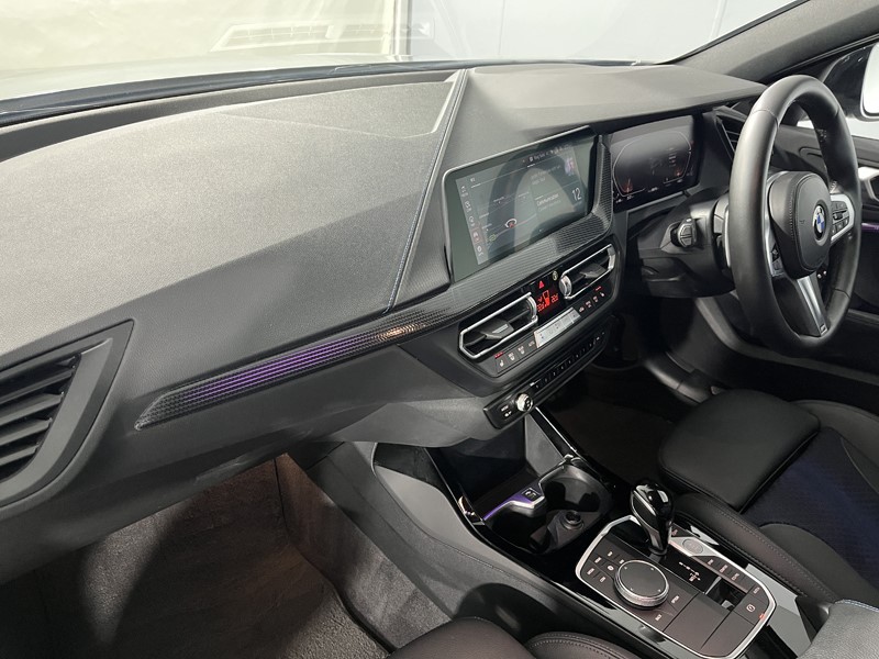 2022 (22) BMW 1 SERIES 120d xDrive M Sport 5dr Step Auto [LCP] 4554830