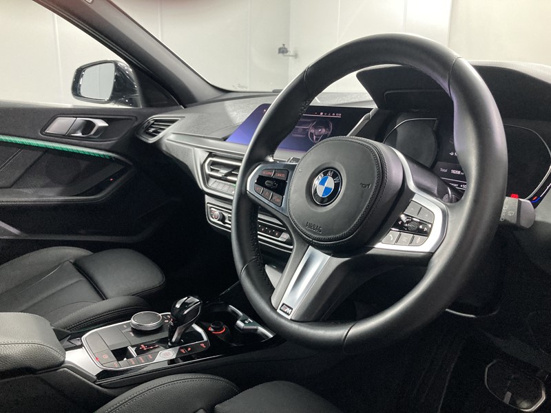 2021 (21) BMW 1 SERIES 116d M Sport 5dr Step Auto 4600935