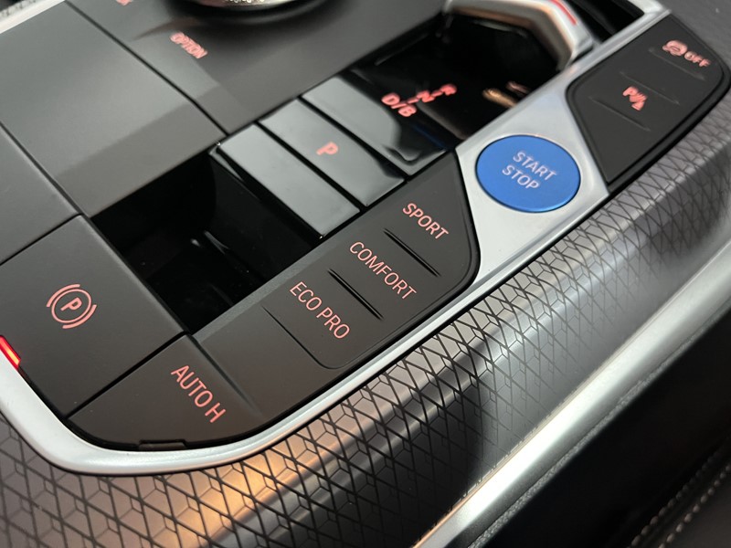 2025 (75) BMW I4 250kW eDrive40 M Sport 83.9kWh 5dr Auto 4924018