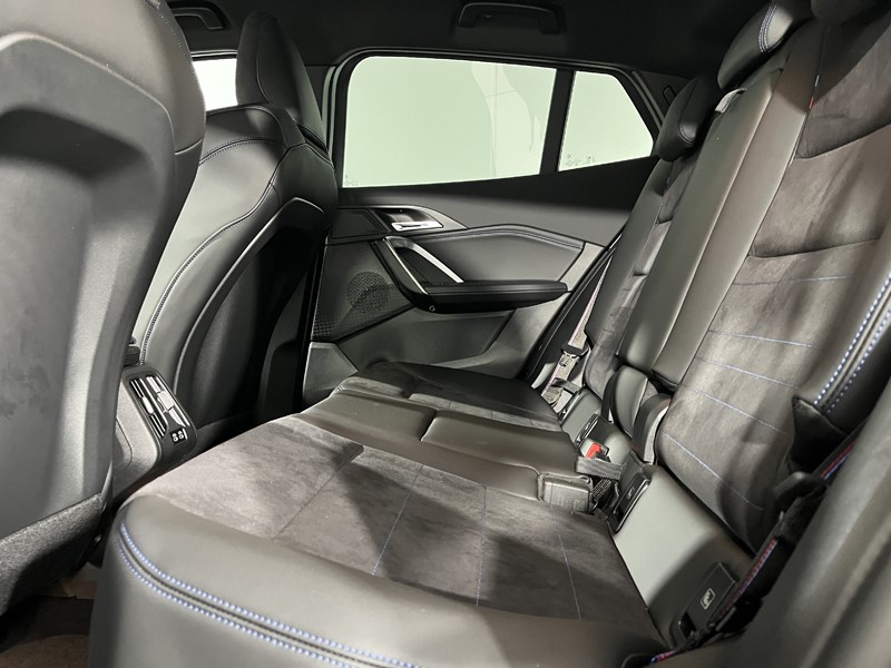 2025 (75) BMW iX2 150kW eDrive20 Shadow Edition 65kWh 5dr Auto 4923245