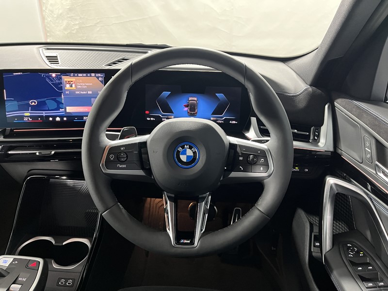 2025 (75) BMW iX2 150kW eDrive20 Shadow Edition 65kWh 5dr Auto 4923216