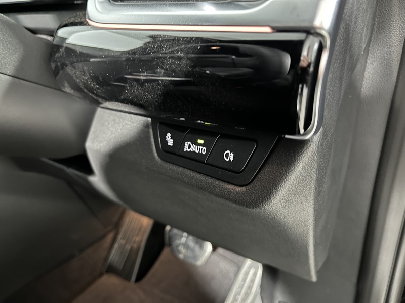 2025 (75) BMW iX2 150kW eDrive20 Shadow Edition 65kWh 5dr Auto 4923231