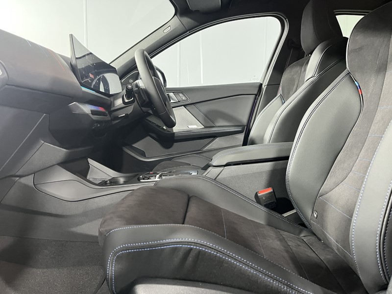 2025 (75) BMW 1 SERIES 120 M Sport 5dr Step Auto 4923462