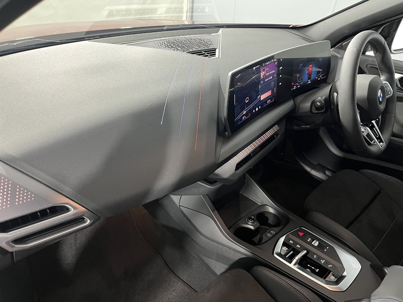 2025 (75) BMW 1 SERIES 120 M Sport 5dr Step Auto 4923759