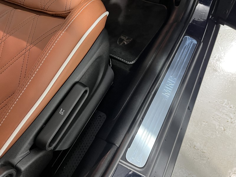 2023 (23) MINI HATCHBACK 1.5 Cooper Exclusive Premium 5dr Auto 4633109