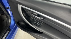 2018 (68) BMW 3 SERIES 330d xDrive M Sport Shadow Edition 4dr Step Auto 4627342