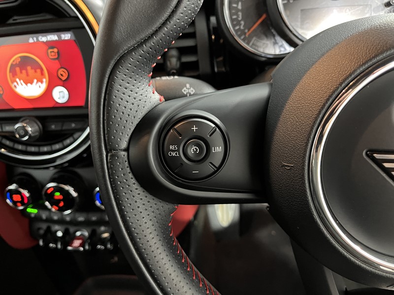 2020 (70) MINI CONVERTIBLE 1.5 Cooper Sport II 2dr 4604793