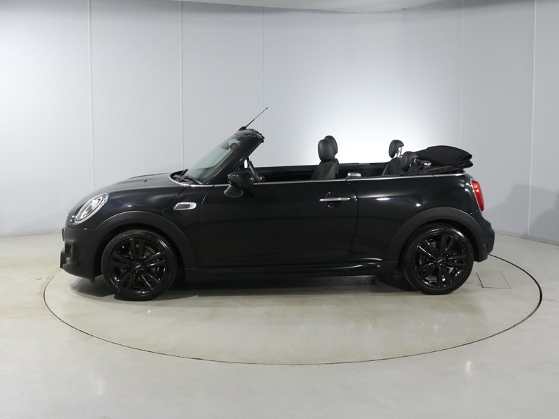 2020 (70) MINI CONVERTIBLE 1.5 Cooper Sport II 2dr 4604814