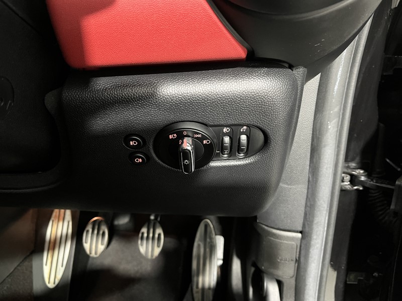 2020 (70) MINI CONVERTIBLE 1.5 Cooper Sport II 2dr 4604791