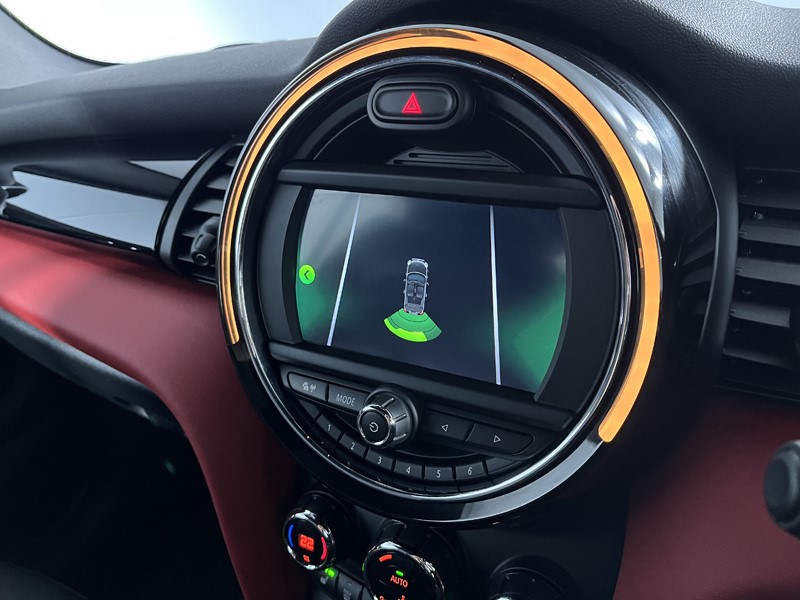 2020 (70) MINI CONVERTIBLE 1.5 Cooper Sport II 2dr 4604788