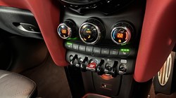 2020 (70) MINI CONVERTIBLE 1.5 Cooper Sport II 2dr 4604800