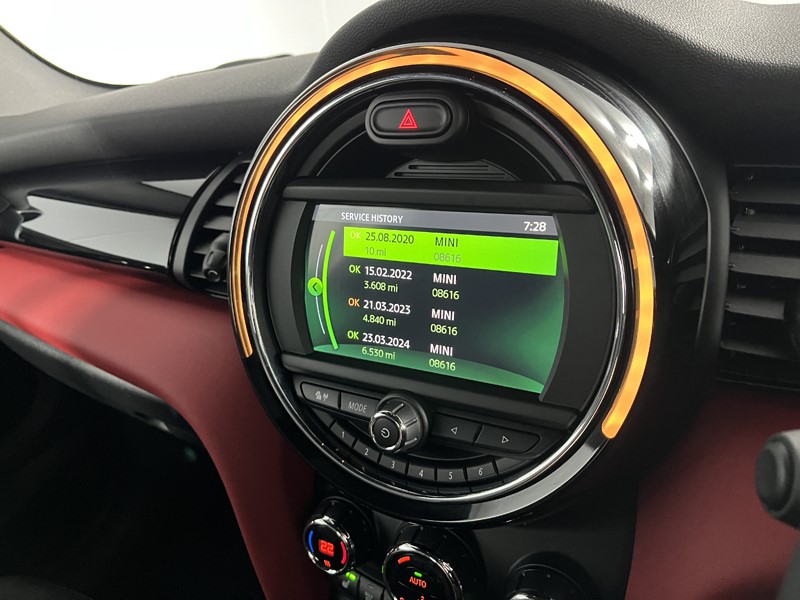 2020 (70) MINI CONVERTIBLE 1.5 Cooper Sport II 2dr 4604799