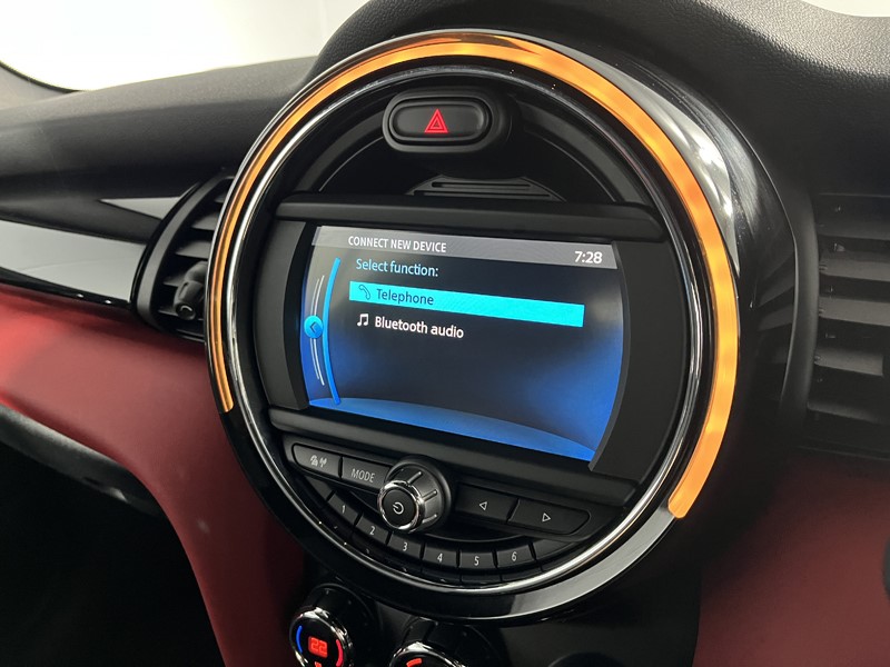 2020 (70) MINI CONVERTIBLE 1.5 Cooper Sport II 2dr 4604798