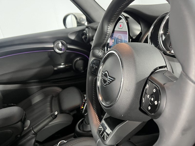 2022 (72) MINI CONVERTIBLE 2.0 Cooper S Exclusive 2dr Auto 4632915